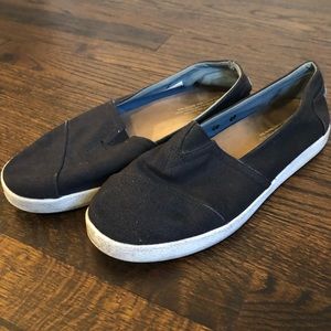 TOMS Women’s Avalon Slip On